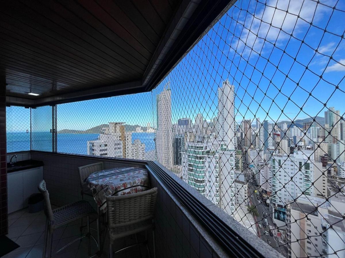 CTW001 - Vista mar e Avenida Brasil, Telas de Proteção, Sacada com Churrasqueira, Garagem Caminhonete, Cozinha Completa e Kit Praia Balneario Camboriu Exterior foto
