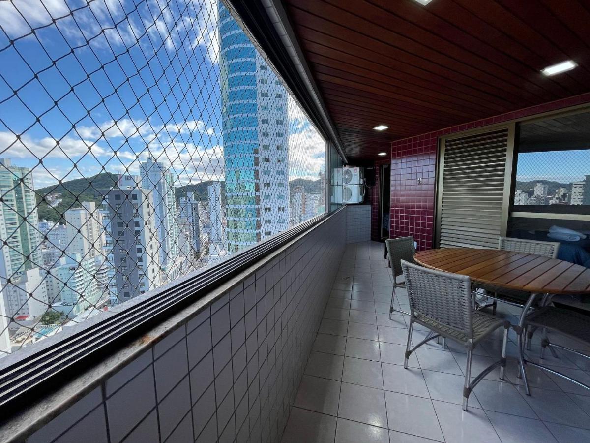 CTW001 - Vista mar e Avenida Brasil, Telas de Proteção, Sacada com Churrasqueira, Garagem Caminhonete, Cozinha Completa e Kit Praia Balneario Camboriu Exterior foto