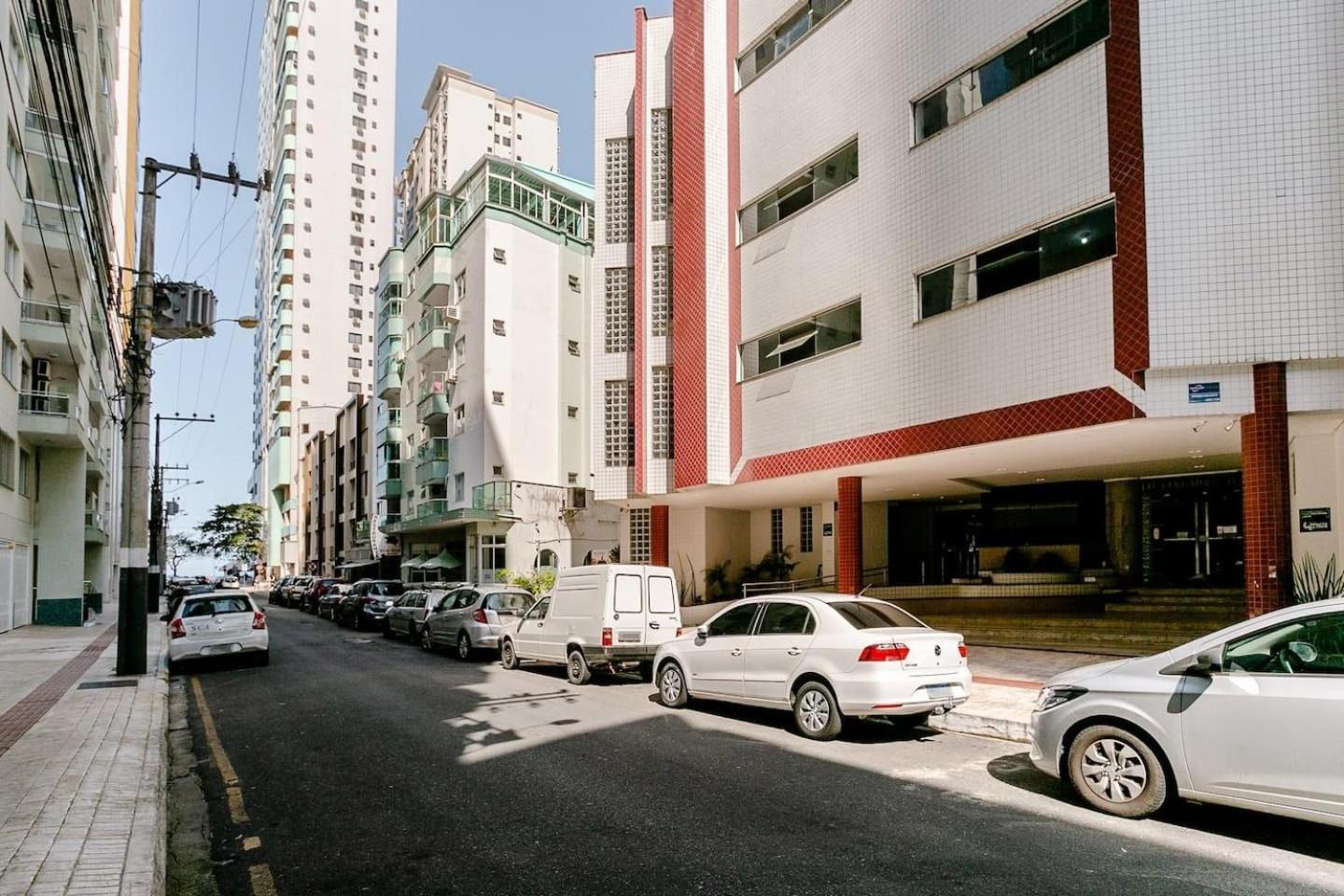 CTW001 - Vista mar e Avenida Brasil, Telas de Proteção, Sacada com Churrasqueira, Garagem Caminhonete, Cozinha Completa e Kit Praia Balneario Camboriu Exterior foto